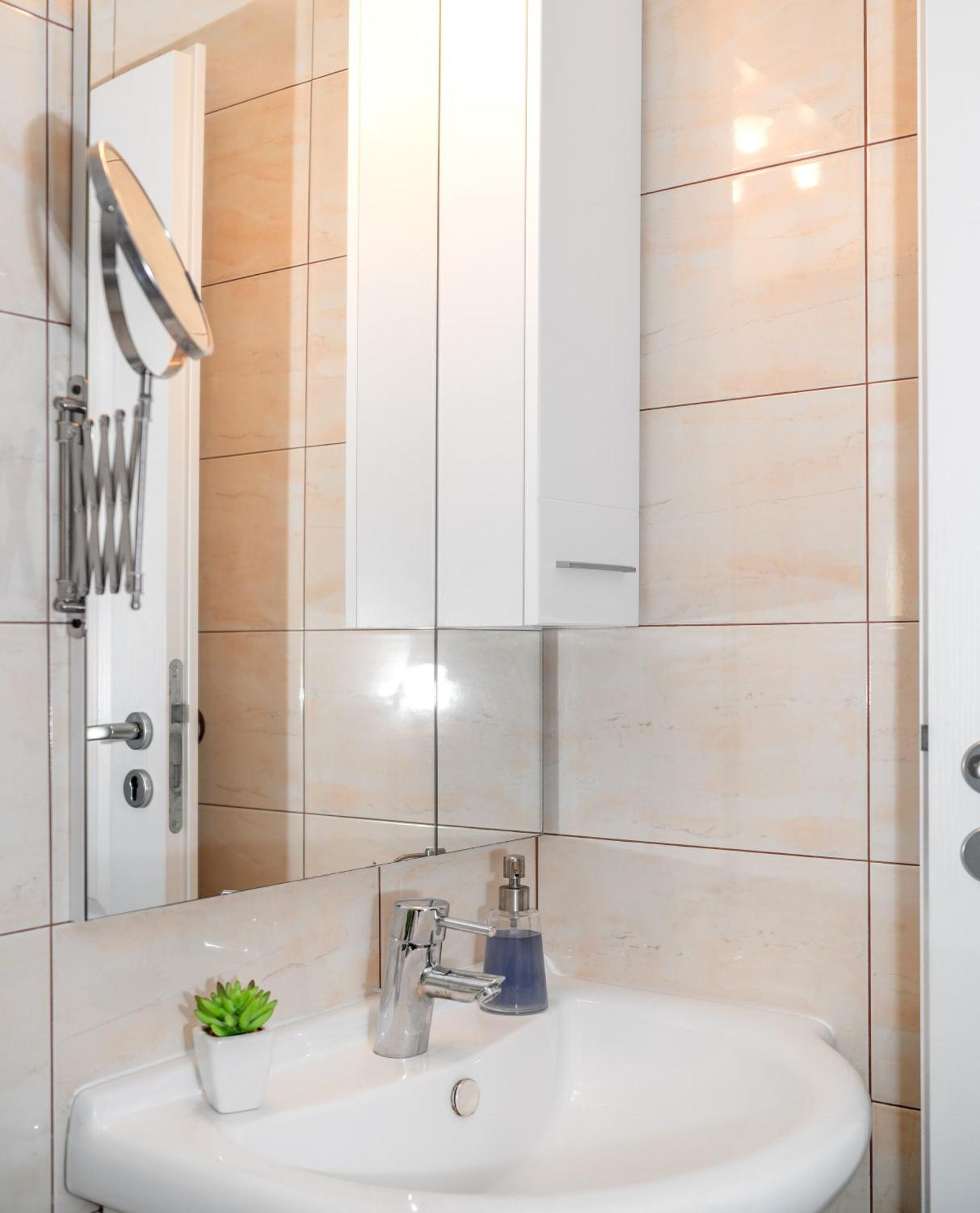 Adria Sun Apartments Водице Номер фото