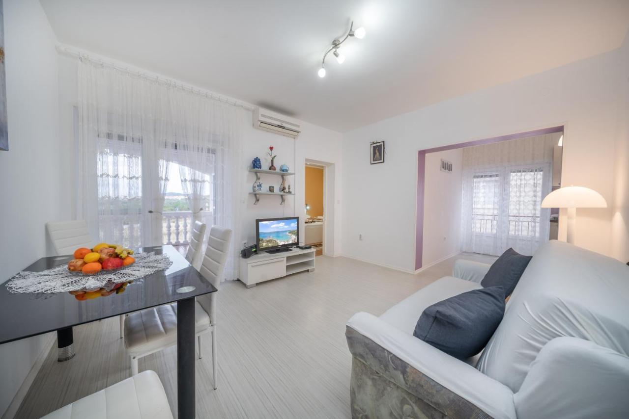 Adria Sun Apartments Водице Экстерьер фото